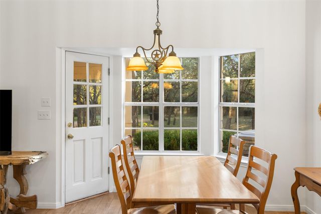 301 Crystal Meadows DR, Kyle, TX 78640