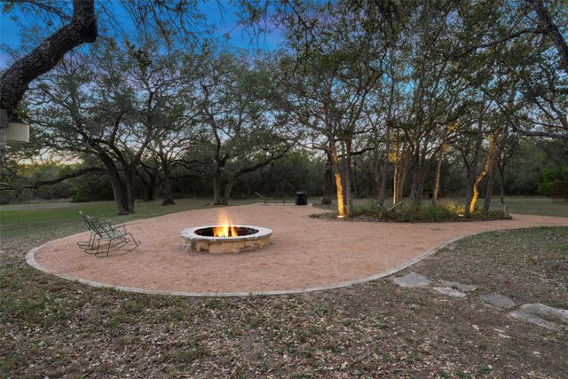 301 Crystal Meadows DR, Kyle, TX 78640