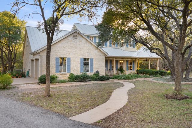 301 Crystal Meadows DR, Kyle, TX 78640