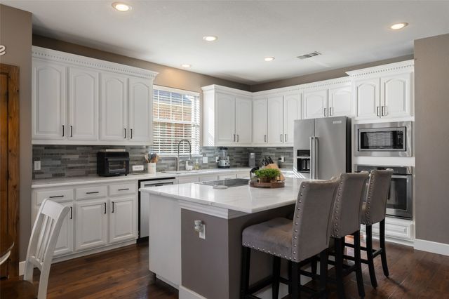 2305 Therrell Way, Mckinney, TX 75072