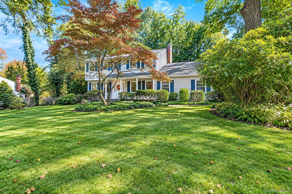 4 Middlesex Place, Northport, NY 11768 — photo 2