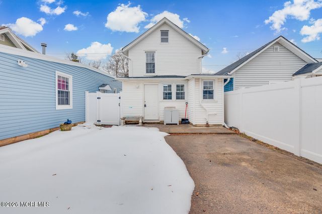 148 Main Street, Keansburg, NJ 07734