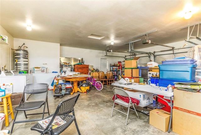 6604 E Huntington, Kingman, AZ 86401