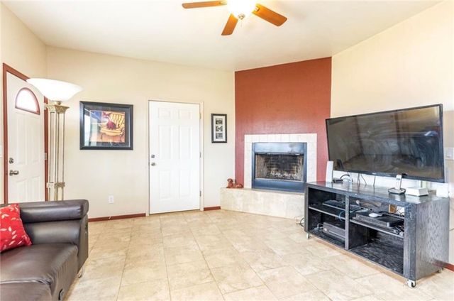 6604 E Huntington, Kingman, AZ 86401