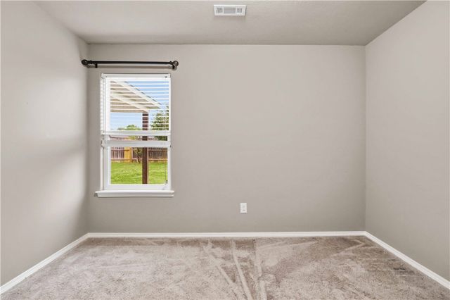 1256 S Splash Drive, Fayetteville, AR 72701