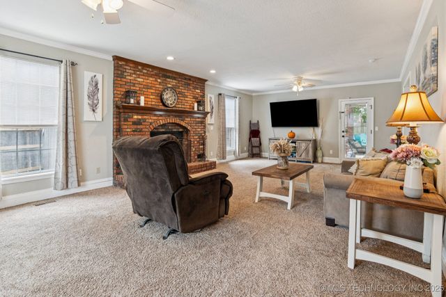 2310 W Waco Court, Broken Arrow, OK 74011