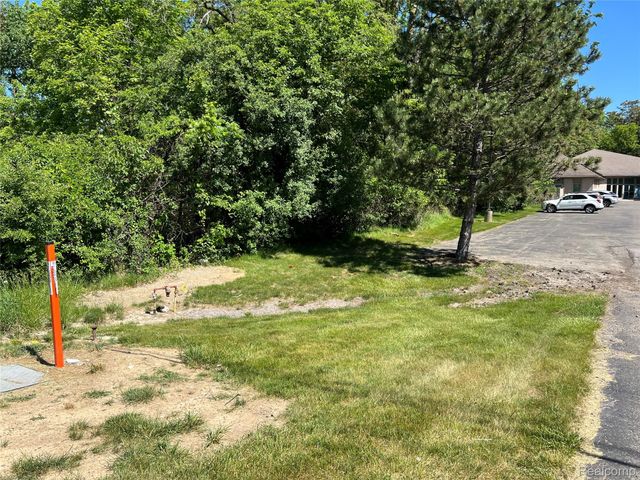 0000 Beecher Road, Flint Charter Township, MI 48532