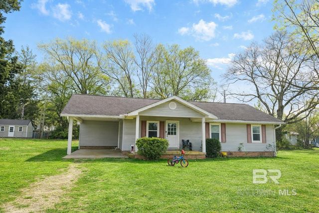 378 Woodmont Drive, Brewton, AL 36426