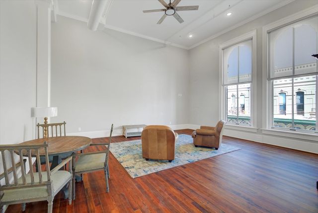 2206 Strand 203, Galveston, TX 77550