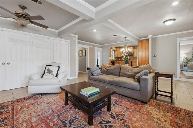 3520 South Drive, Fort Worth, TX 76109