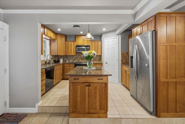 3520 South Drive, Fort Worth, TX 76109