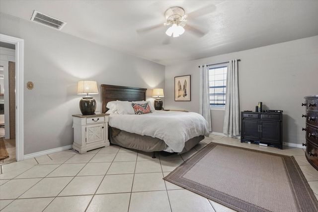 3520 South Drive, Fort Worth, TX 76109