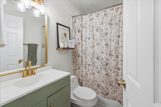 3520 South Drive, Fort Worth, TX 76109