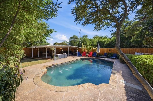 3520 South Drive, Fort Worth, TX 76109