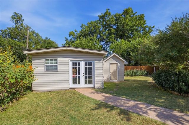 3520 South Drive, Fort Worth, TX 76109