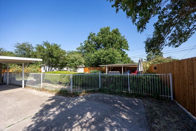 3520 South Drive, Fort Worth, TX 76109
