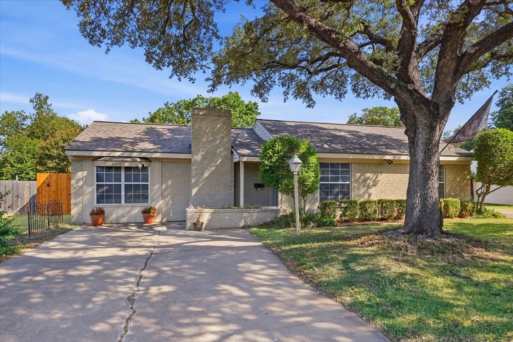 3520 South Drive, Fort Worth, TX 76109 — photo 2