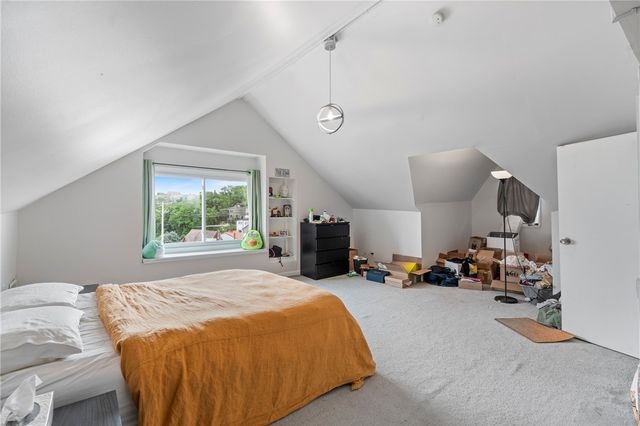 8 E Sycamore St, Mt Washington, PA 15211