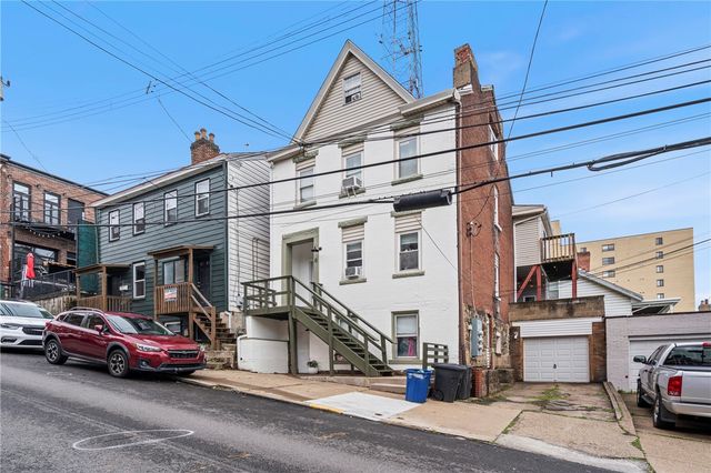 8 E Sycamore St, Mt Washington, PA 15211