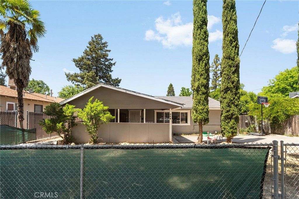 Image 3 of property listing at 960 High, Oroville, CA 95965