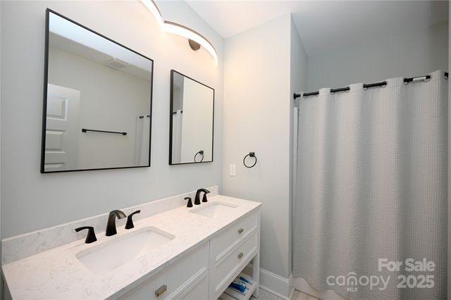 267 Jefferson Street E, York, SC 29745