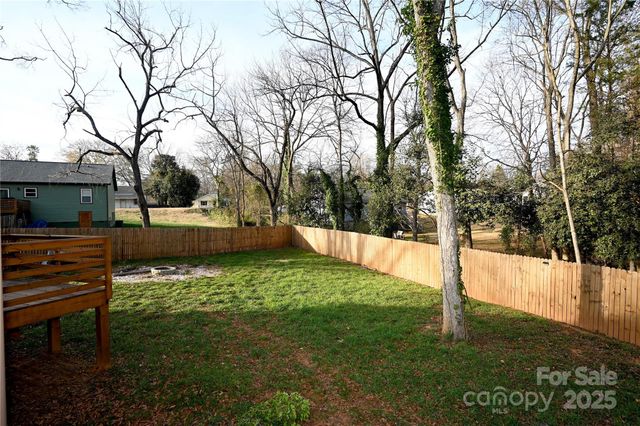 267 Jefferson Street E, York, SC 29745