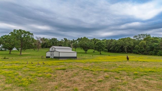 891 VZ County Road 3421, Wills Point, TX 75169