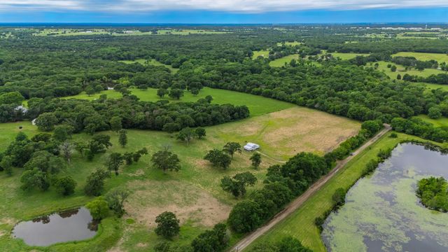 891 VZ County Road 3421, Wills Point, TX 75169