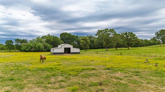 891 VZ County Road 3421, Wills Point, TX 75169