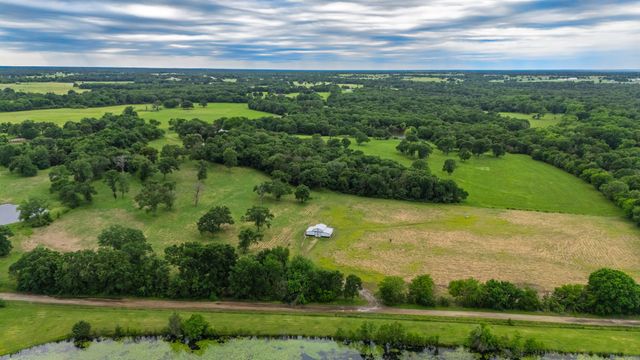 891 VZ County Road 3421, Wills Point, TX 75169