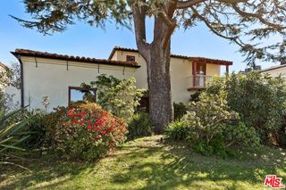 1304 San Vicente Boulevard, Santa Monica, CA 90402