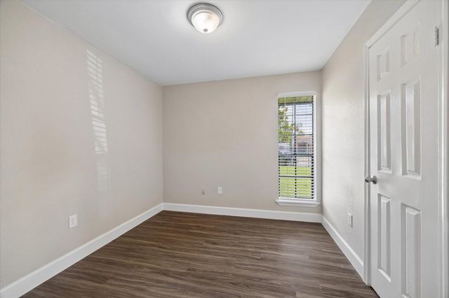 6702 Leedale Street, Houston, TX 77016