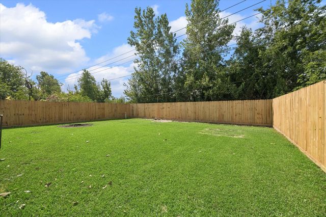 6702 Leedale Street, Houston, TX 77016