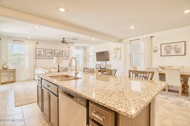 687 W Calle El Teclado, Sahuarita, AZ 85629