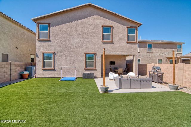 687 W Calle El Teclado, Sahuarita, AZ 85629