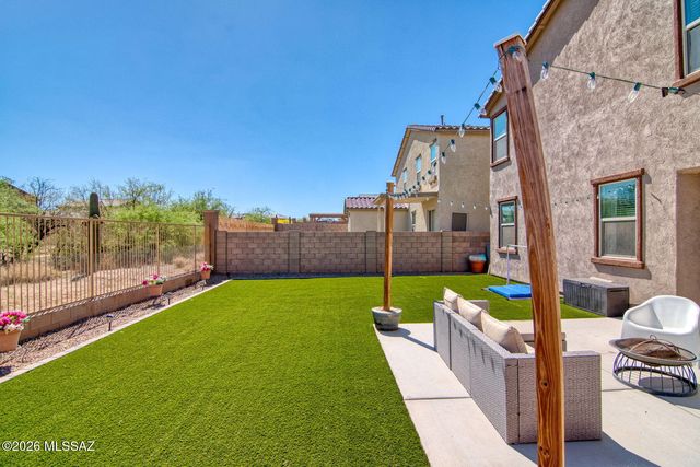 687 W Calle El Teclado, Sahuarita, AZ 85629