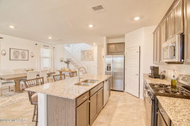 687 W Calle El Teclado, Sahuarita, AZ 85629