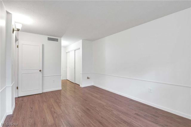 22701 Center Ridge Road 212, Rocky River, OH 44116