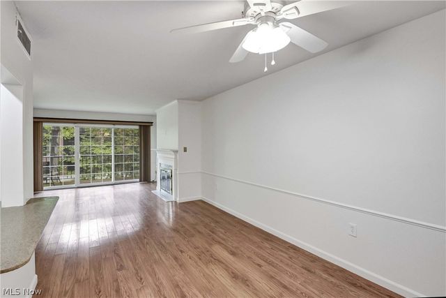 22701 Center Ridge Road 212, Rocky River, OH 44116