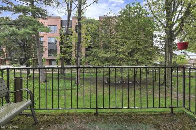 22701 Center Ridge Road 212, Rocky River, OH 44116