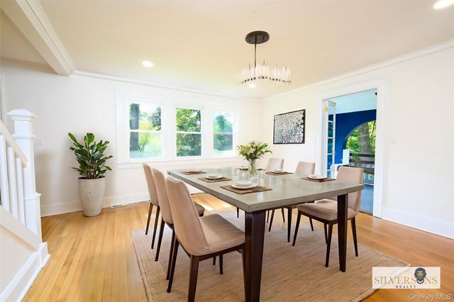 15 Ranger Place, New Rochelle, NY 10804