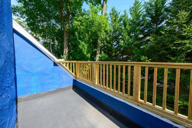 15 Ranger Place, New Rochelle, NY 10804