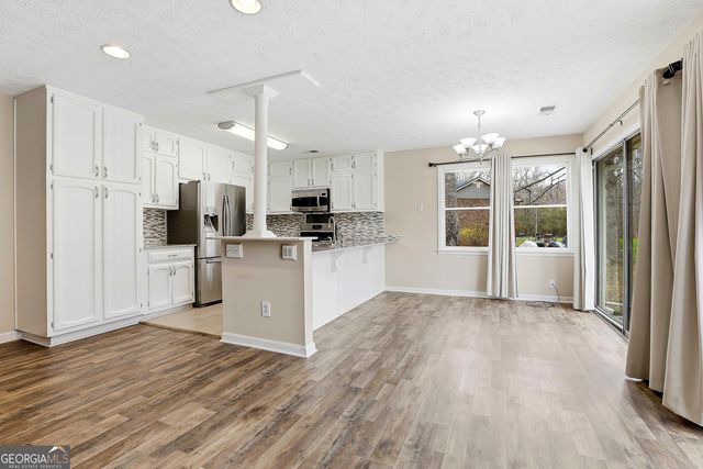 541 Covered Bridge Trail, Fayetteville, GA 30214