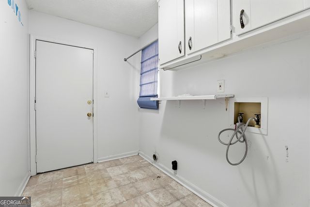 541 Covered Bridge Trail, Fayetteville, GA 30214