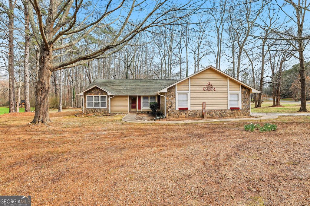 541 Covered Bridge Trail, Fayetteville, GA 30214