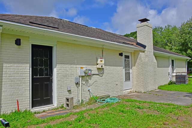 1101 Stuart Drive, Moncks Corner, SC 29461