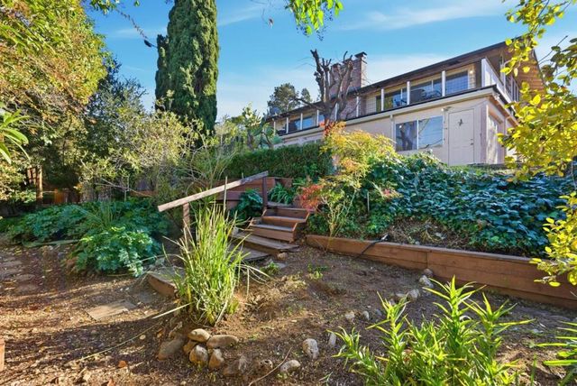 1235 Via Huerta, Los Altos, CA 94024