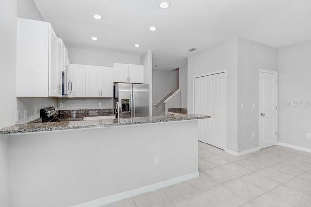 9536 PEMBROOKE PINES DRIVE, Sun City Center, FL 33573