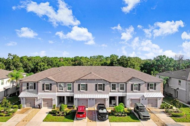 9536 PEMBROOKE PINES DRIVE, Sun City Center, FL 33573