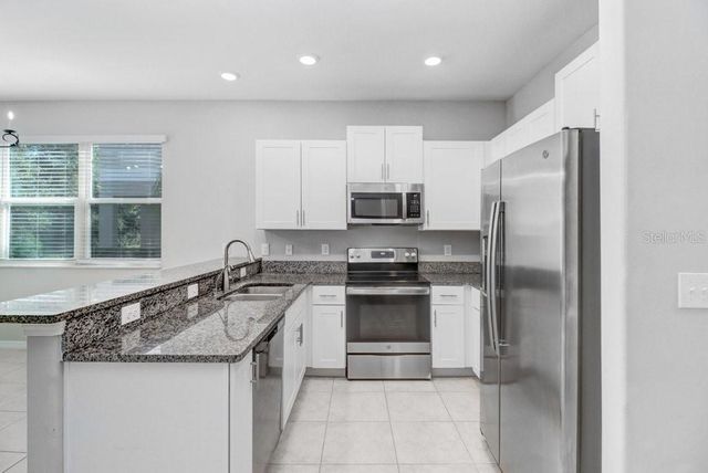 9536 PEMBROOKE PINES DRIVE, Sun City Center, FL 33573